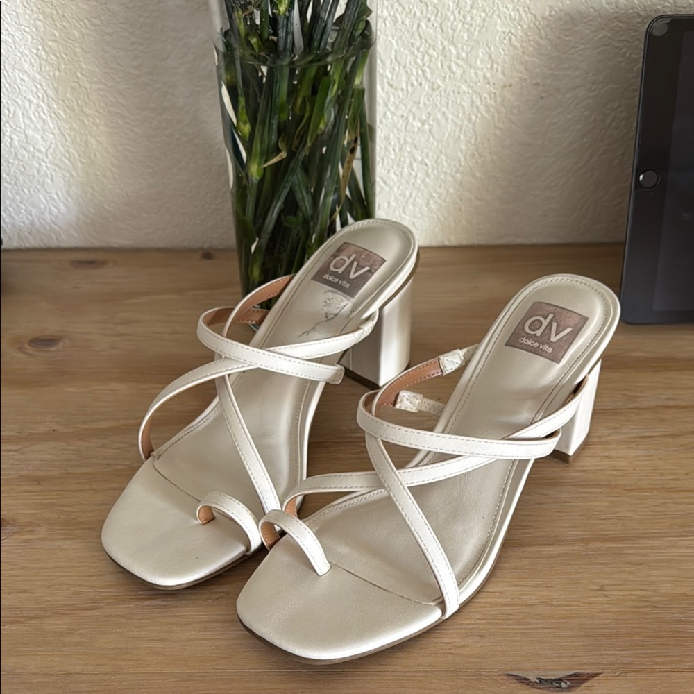 DV by Dolce Vita Women's Cream Strappy Heeled Sandals